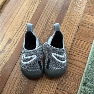 Nike Swoosh 1 Baby/Toddler Black and Gray Sneakers